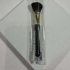 🩷5/$10 Powder Brush with Black Handle and Gold Ferrule